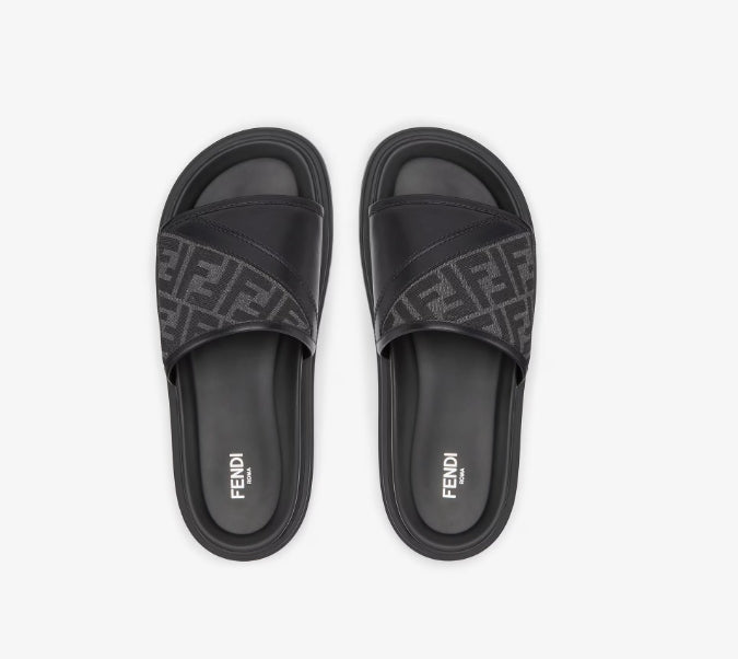 Claquette Fendi