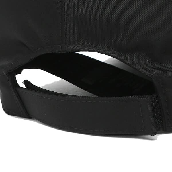 Casquette Prada Produit expédié uniquement avec d'autres articles.